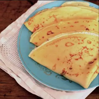 Hình ảnh Bánh crepe xúc xích