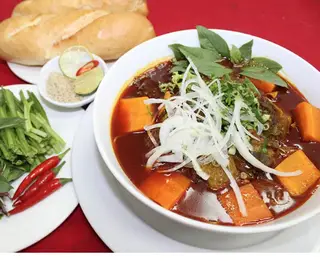 Hình ảnh Bánh mì bò kho