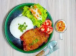 Hình ảnh Cơm tấm sườn cốt lết