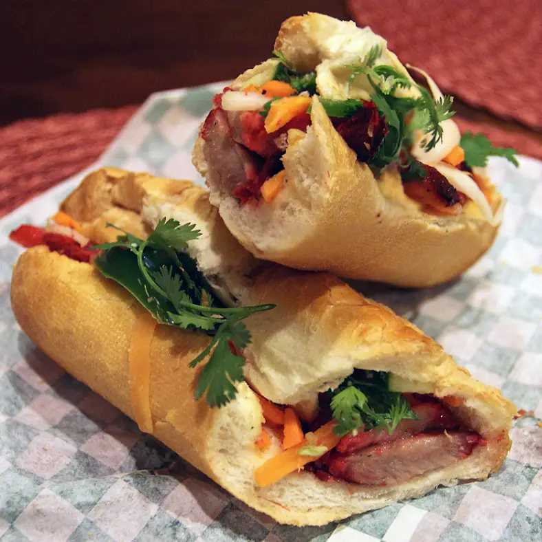 Hình ảnh BÁNH MÌ MEKONG - Nguyễn Thượng Hiền