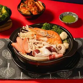 Hình ảnh Mì kim chi hải sản