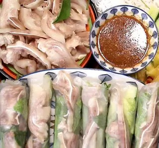 Hình ảnh Gỏi cuốn tai heo