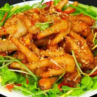 Hình ảnh Chân gà chiên giòn bơ tỏi