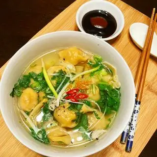 Hình ảnh Hủ tiếu hoành thánh