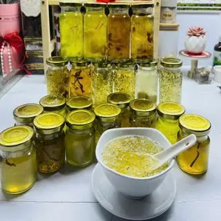 Hình ảnh Yến chưng hạt chia đường phèn
