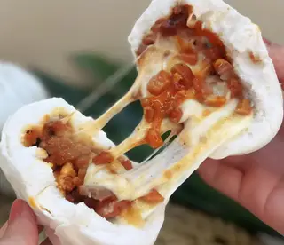 Hình ảnh Bánh bao bò phô mai