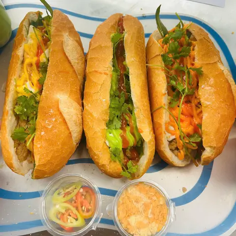 Hình ảnh Bánh Mì Hai Báo - Đường HT 17 Nối Dài