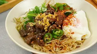 Hình ảnh Mì trộn bò