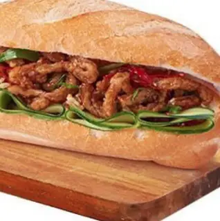 Hình ảnh Bánh Mì Chả Cá Má Hải 01