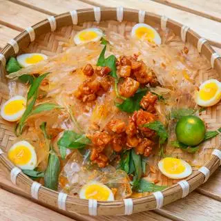 Hình ảnh Bánh tráng trứng cút