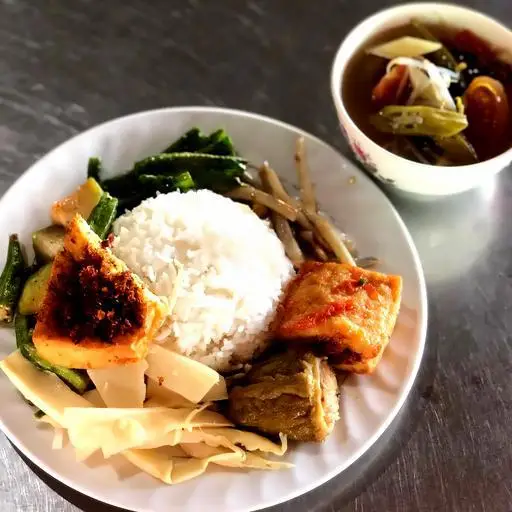 Hình ảnh Quán Chay Hạnh Duyên - Cơm Chay & Hủ Tiếu Chay - Lương Định Của