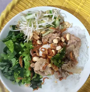 Hình ảnh Bún thịt bò xào