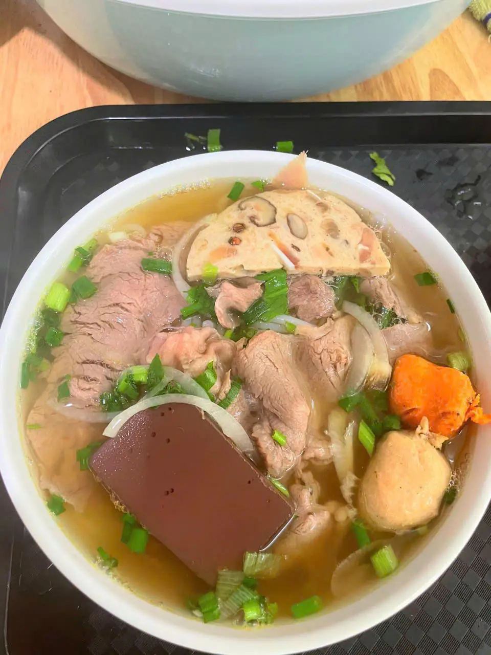 Hình ảnh Bún bò Huế không móng