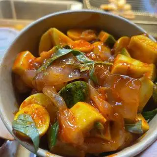 Hình ảnh Chân gà mix sứa