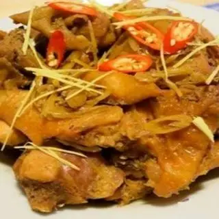 Hình ảnh Gà kho sả ớt