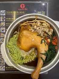 Hình ảnh Mì thảo mộc góc tư gà ta tiềm