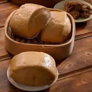 Hình ảnh Màn thầu đường đỏ