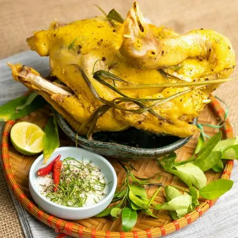 Hình ảnh Gà Hấp Muối Lá Chanh A Sang - Đông Lân 6