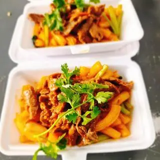 Hình ảnh Nui xào bò