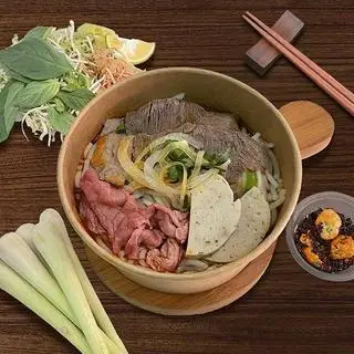 Hình ảnh Bún bò tái chả