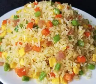 Hình ảnh Cơm chiên dương châu
