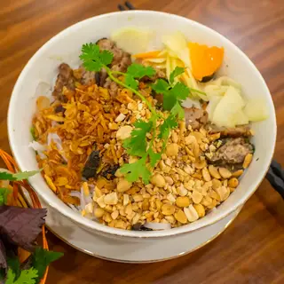 Hình ảnh Bún bò trộn