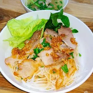 Hình ảnh Hủ tiếu mì xá xíu