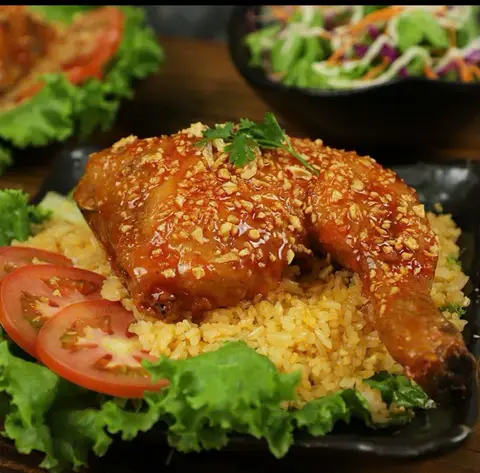 Hình ảnh Cơm Gà Xối Mỡ A Vũ - Quán Tre