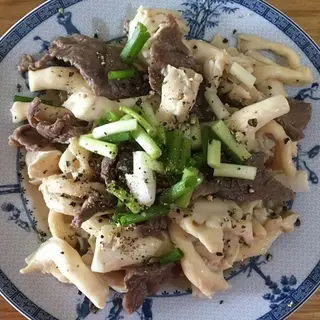 Hình ảnh Bò xào nấm