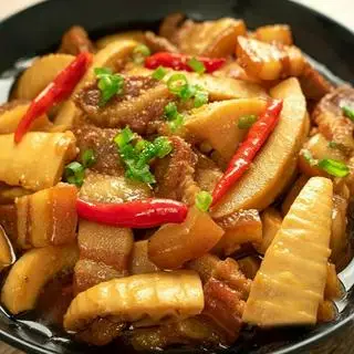 Hình ảnh Cơm thịt kho măng