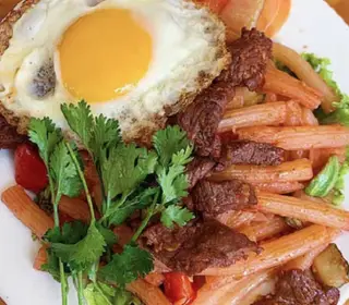 Hình ảnh Nui xào bò trứng