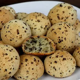Hình ảnh Bánh mỳ vừng đen Hàn Quốc