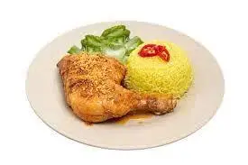 Hình ảnh Cơm gà xối mỡ - góc tư