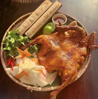 Hình ảnh Gà nướng muối ớt