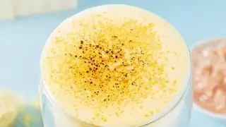 Hình ảnh Trà sữa ô long kem trứng nướng khè