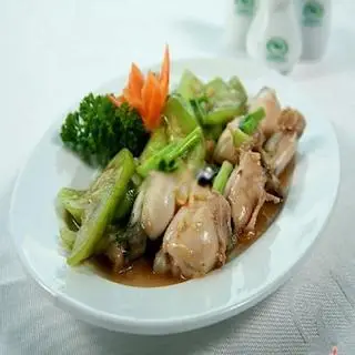 Hình ảnh Ếch xào mướp hương