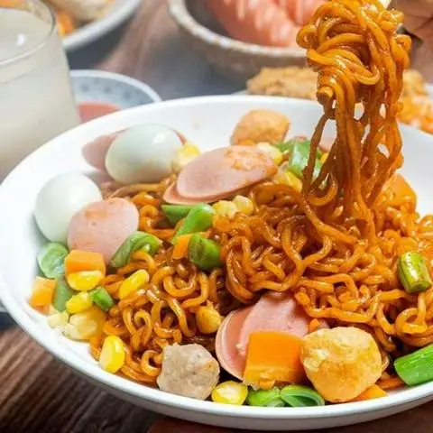 Hình ảnh Bà Chùm Ăn Vặt - Cá Viên Chiên & Gỏi Đu Đủ - Trường Sa