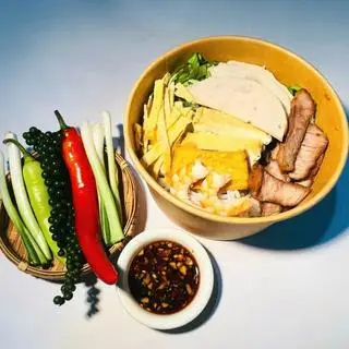 Hình ảnh Bún nước tương  thập cẩm   