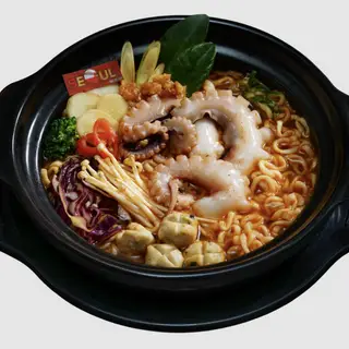 Hình ảnh Mì lẩu Thái bạch tuộc