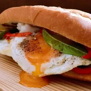 Hình ảnh Bánh mì ốp la