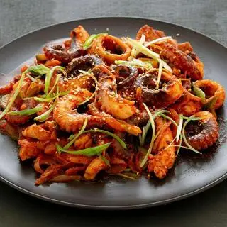 Hình ảnh Mực sốt cay Hàn Quốc