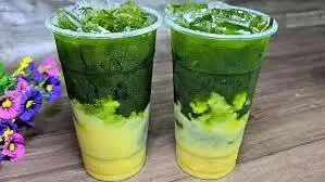 Hình ảnh Rau má đậu xanh - ly khổng lồ