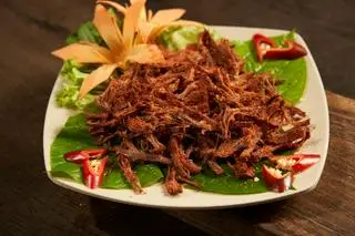 Hình ảnh Trâu xé tay