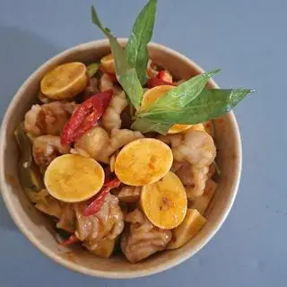 Hình ảnh Chân gà sốt Thái mix trứng non size nho
