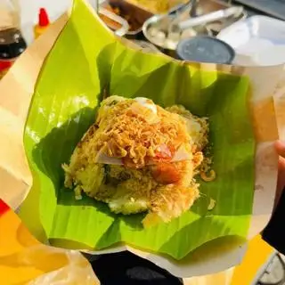 Hình ảnh Xôi mặn đặc biệt gói lá chuối thơm ngon