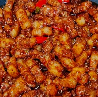 Hình ảnh Cơm thịt xào mắm ruốc