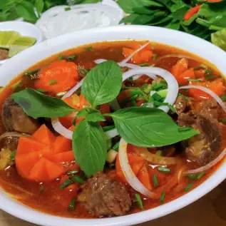 Hình ảnh Bánh mì bò kho đặc biệt
