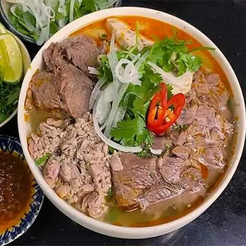 Hình ảnh Bún Bò Mỡ Nổi - Đường Số 128