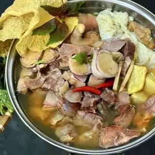 Hình ảnh Lẩu bò thập cẩm