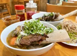 Hình ảnh Bún xương bò